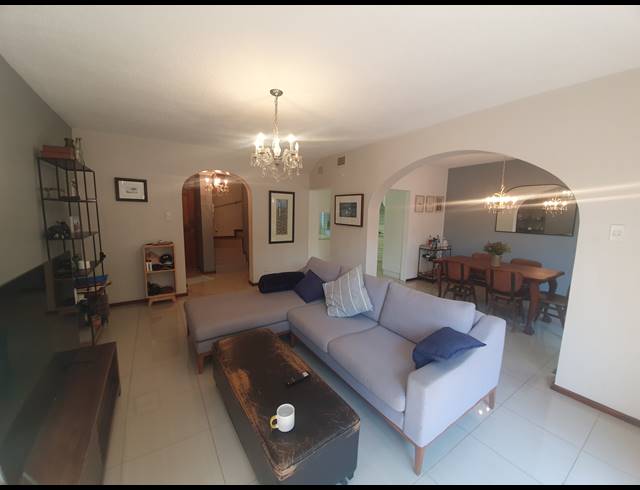 3 BEDROOM DUPLEX TO LET IN UMHLANGA CENTRAL